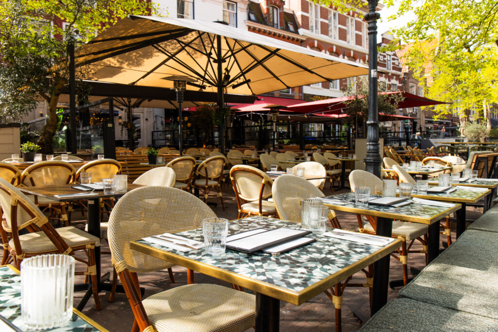 Buiten dineren bij Table 24 Haarlem